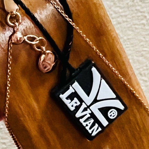 Le Vian 14k Chocolate Diamond Circle 18” Adjustable Pendant Necklace, 1-1/2 ct - Picture 3 of 4